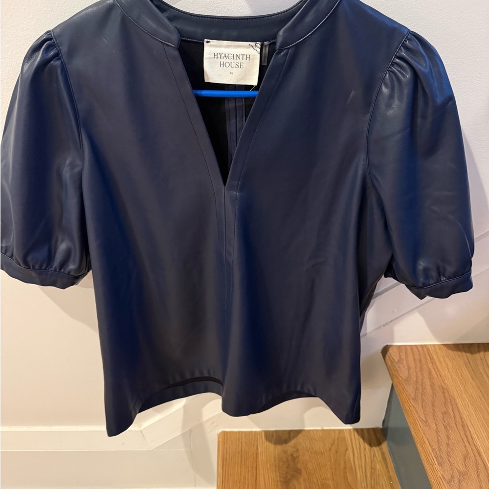 Hyacinth House Tuckernuck Navy Faux Leather Top Shirt XS